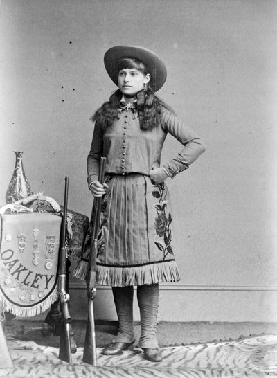 Miss Annie Oakley, Little Sure Shot, Buffalo Bill